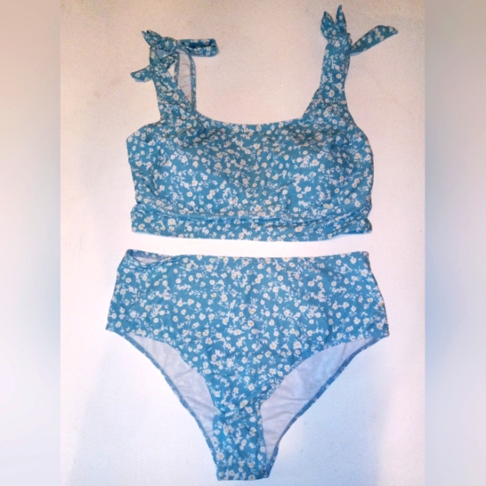 1x 2pc Bathing suit